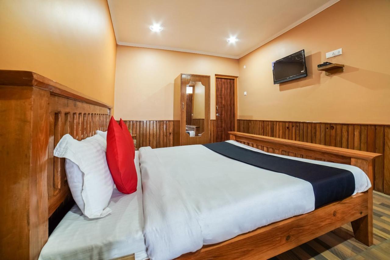 Capital O 47240 Hotel Blossom Resort Kausani Eksteriør bilde