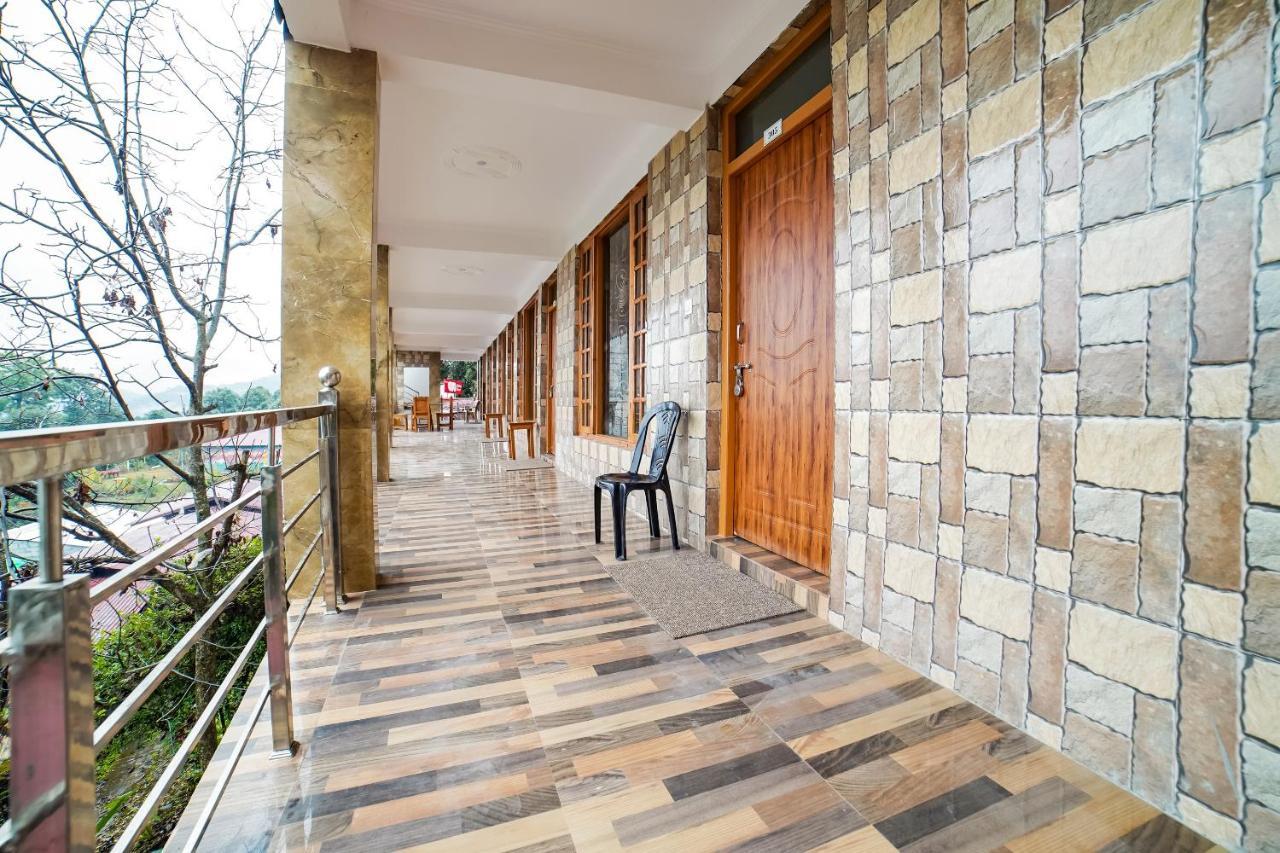 Capital O 47240 Hotel Blossom Resort Kausani Eksteriør bilde